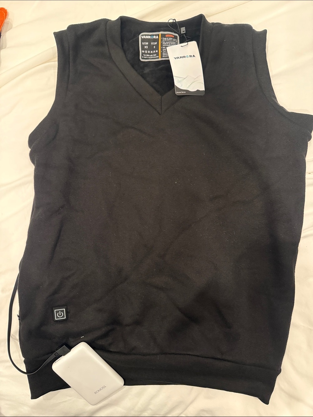 VANRERA Black V-Neck Heated Sweater Vest